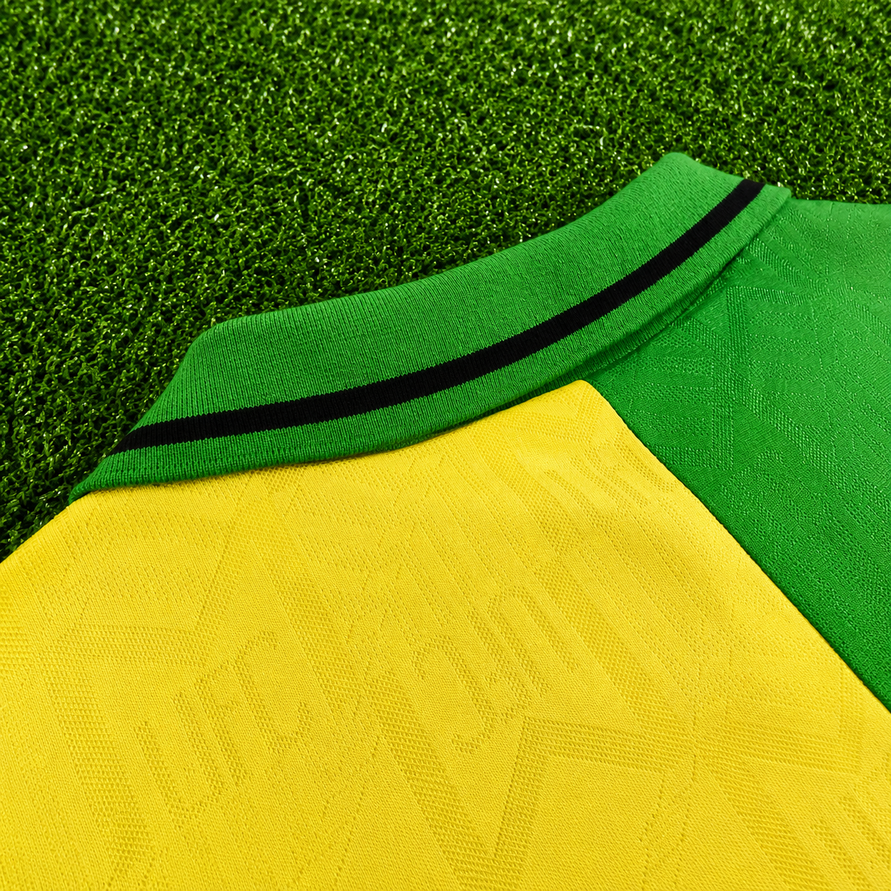 Manchester United Third Jersey 1992/94 - Green & Gold Vintage Edition